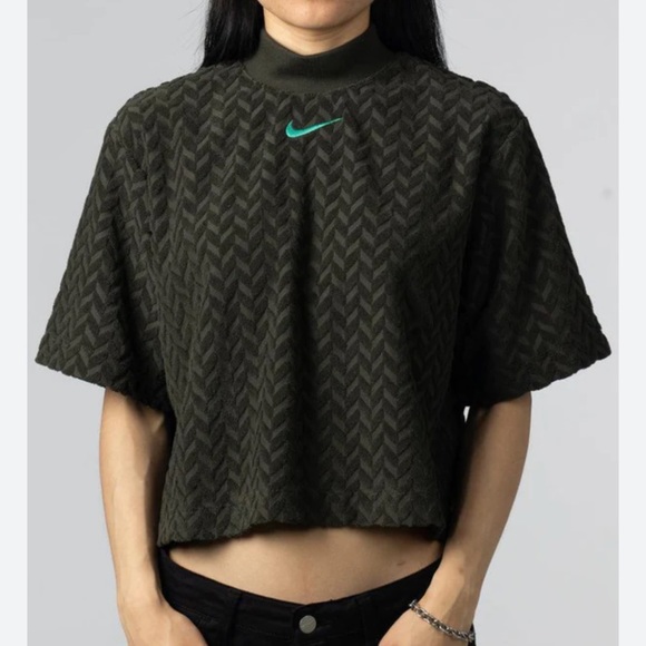 NWT! Nike Jacquard all over print boxy t- green - Picture 1 of 10